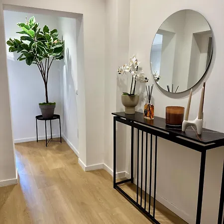 Scala 37 Interno 2, Trastevere,