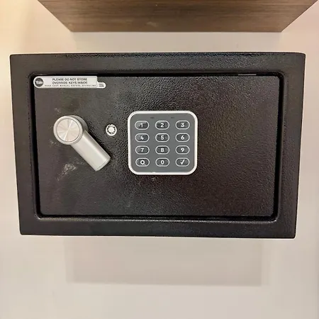 Scala 37 Interno 2, Trastevere,